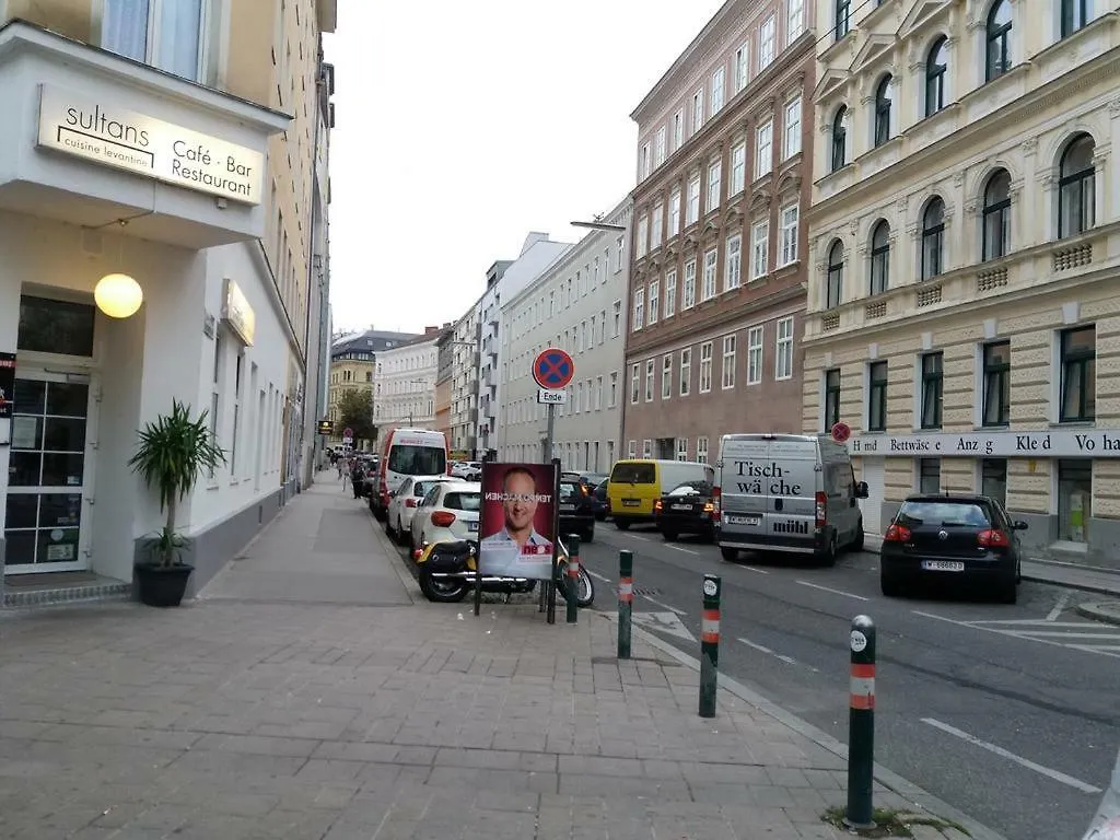 Green Apartment Vienna 0*,  Austria